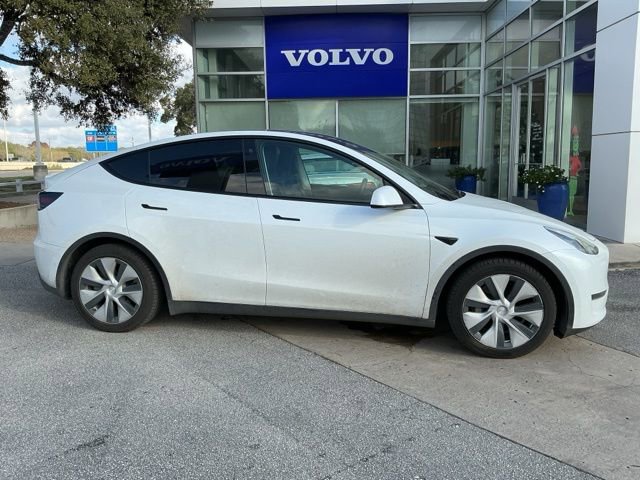 Used 2021 Tesla Model Y Long Range image 2