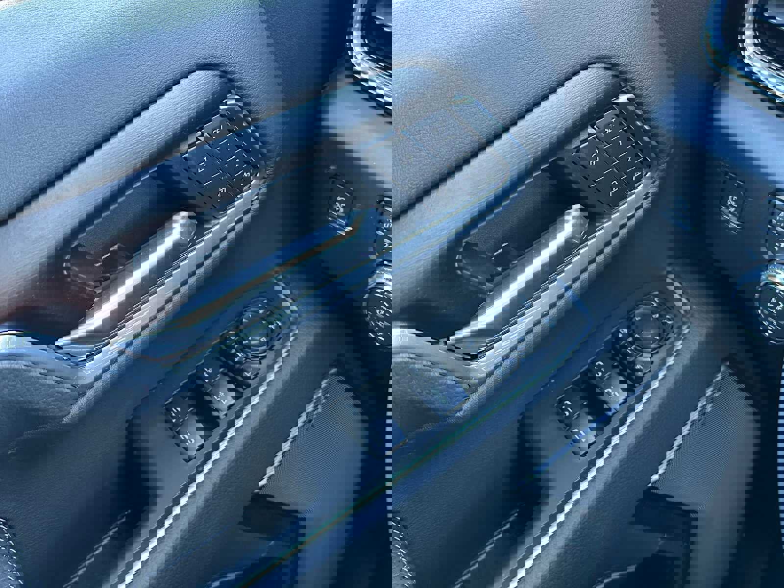 New 2026 GMC Sierra 2500 Denali w/ Denali Reserve Package image 32