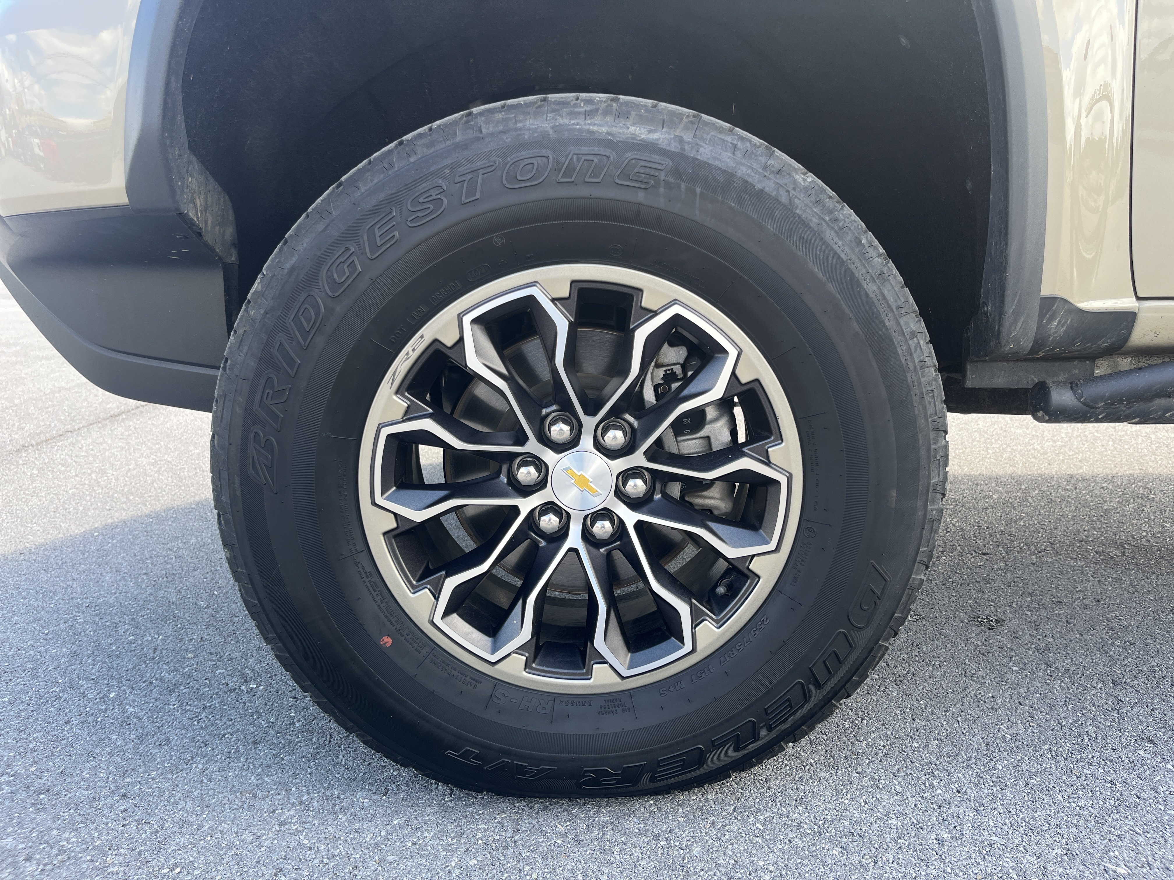 Used 2021 Chevrolet Colorado ZR2 AWD/4WD image 16