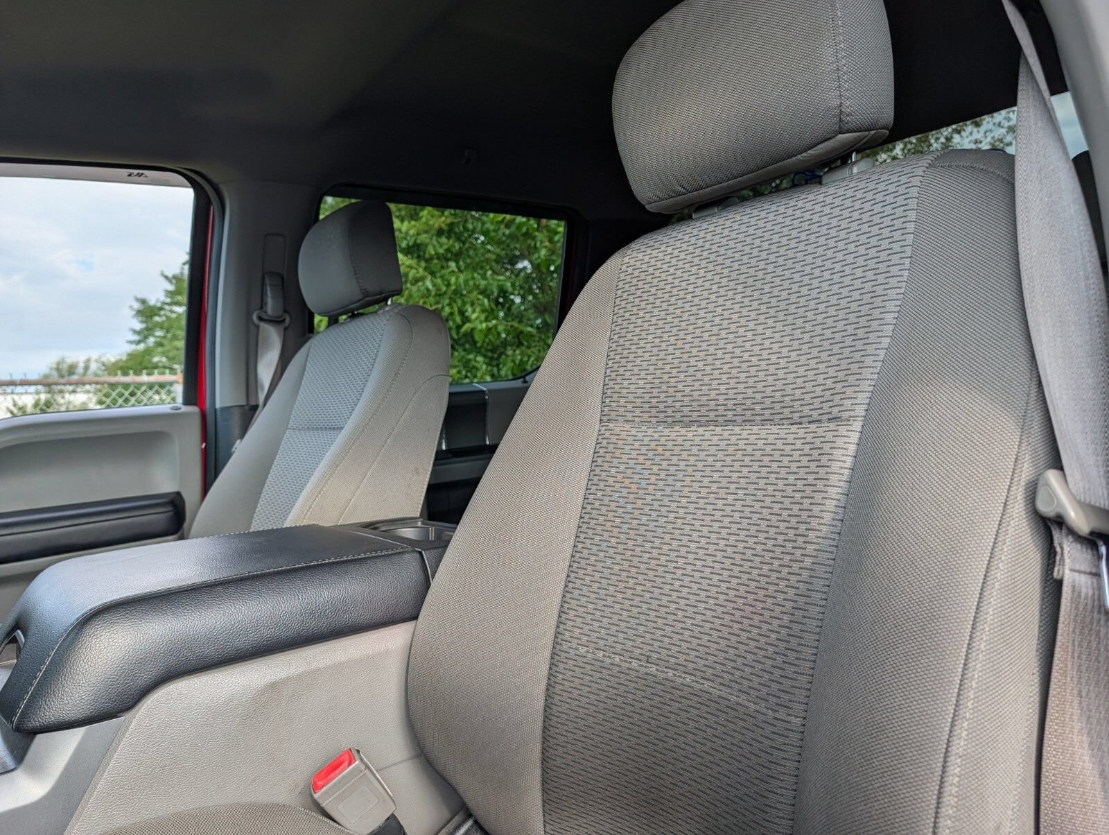 Used 2018 Ford F150 XLT w/ XTR Package AWD/4WD image 16