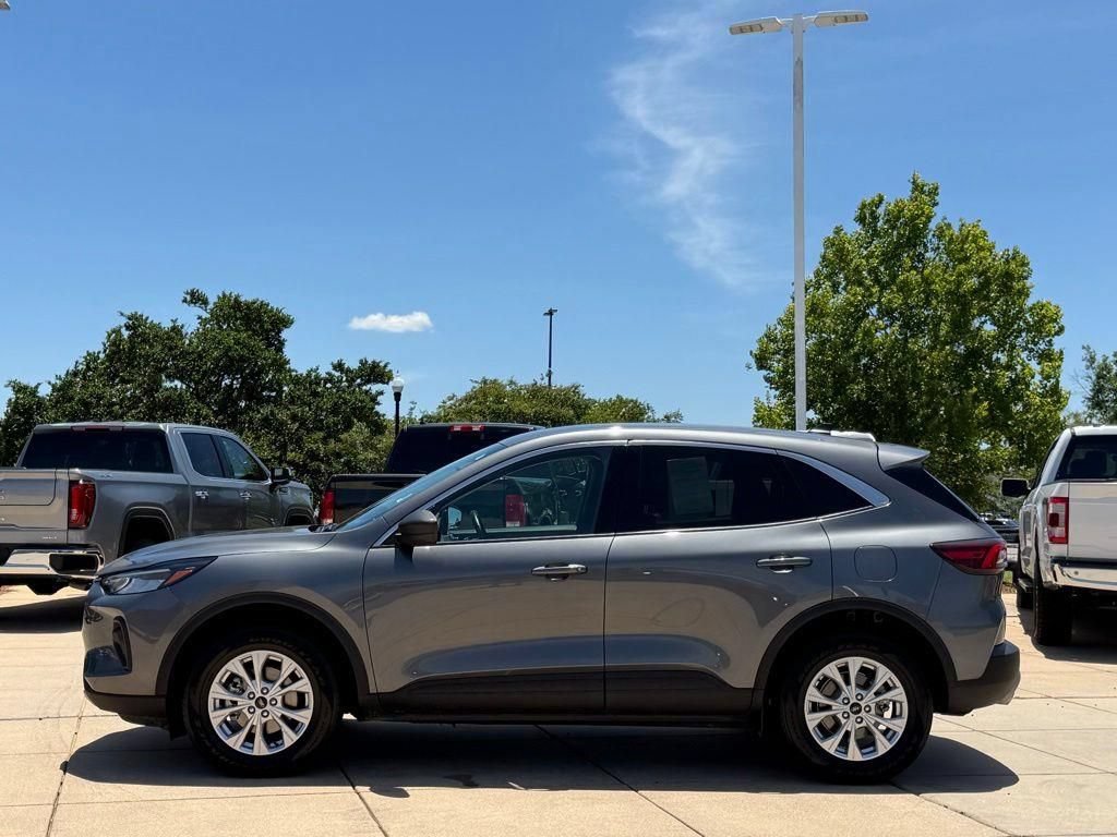 Used 2024 Ford Escape Active AWD/4WD image 7