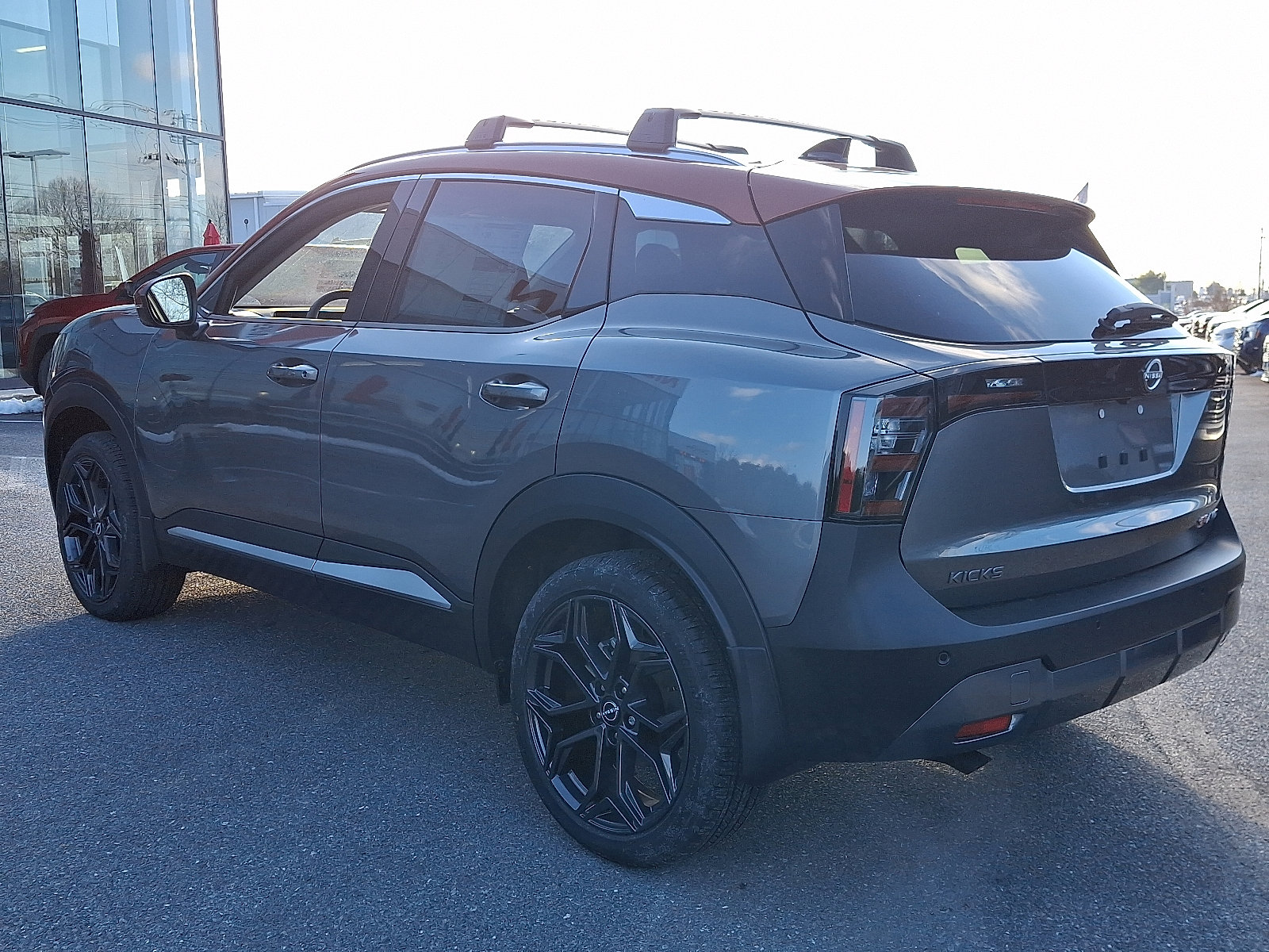 New 2026 Nissan Kicks SR w/ Cold Weather Package image 3