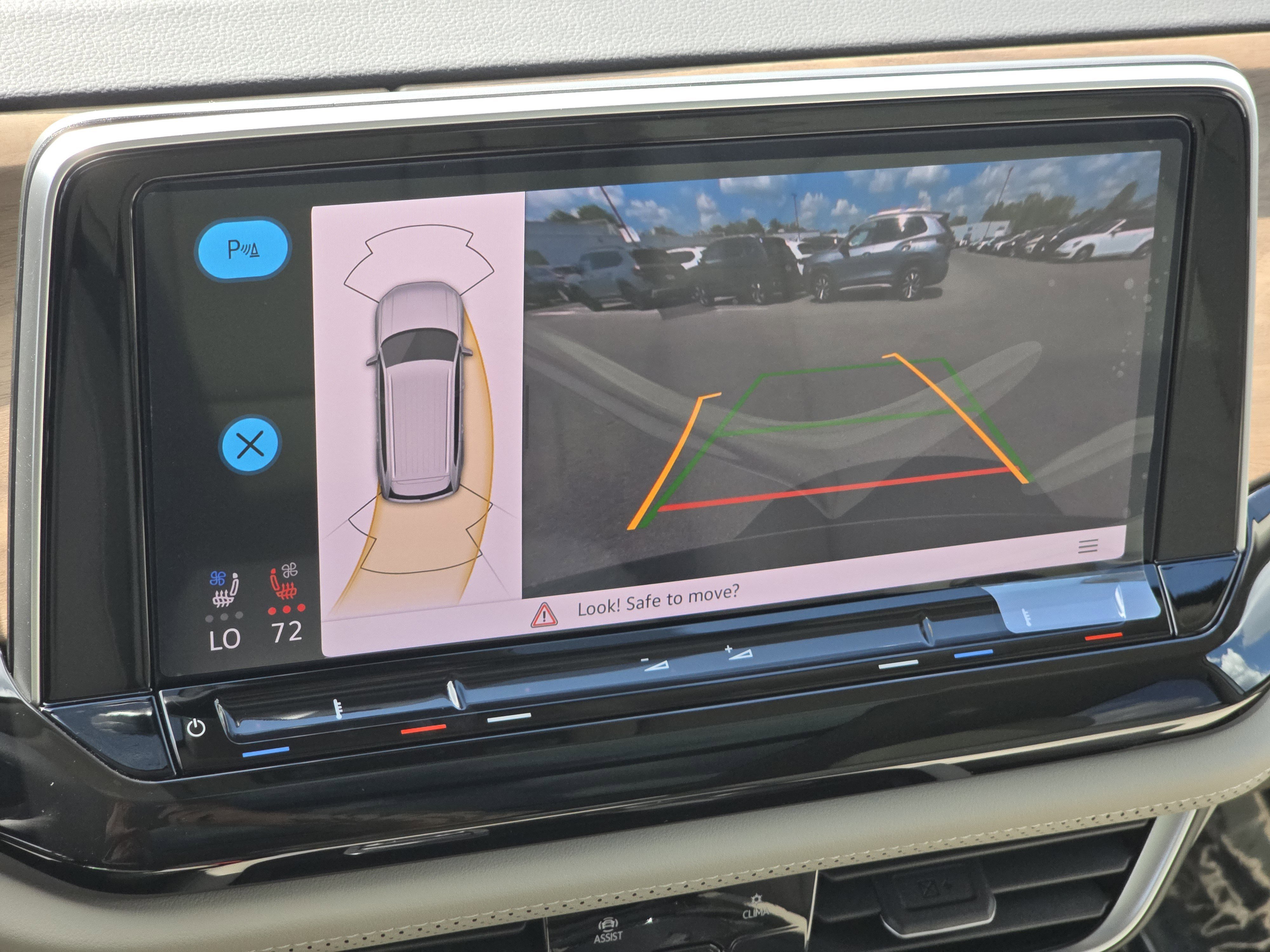 New 2026 Volkswagen Atlas SE image 22