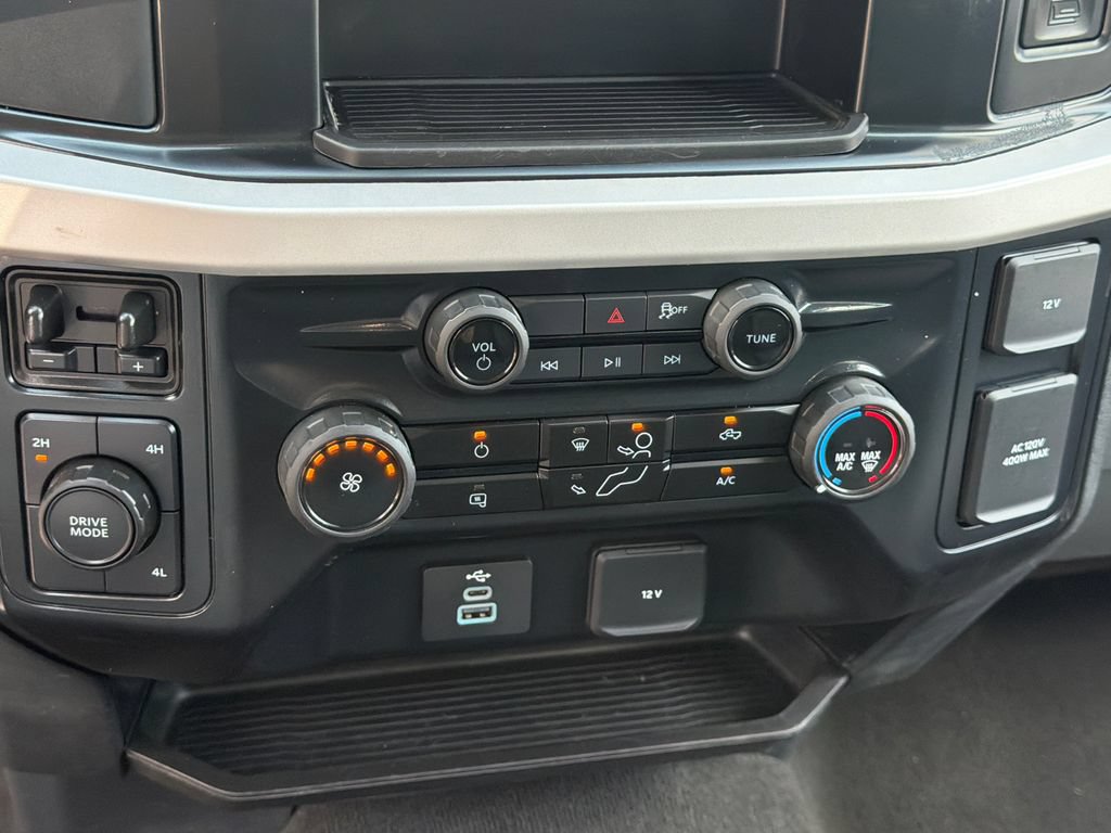 Used 2025 Ford F250 XLT AWD/4WD image 30
