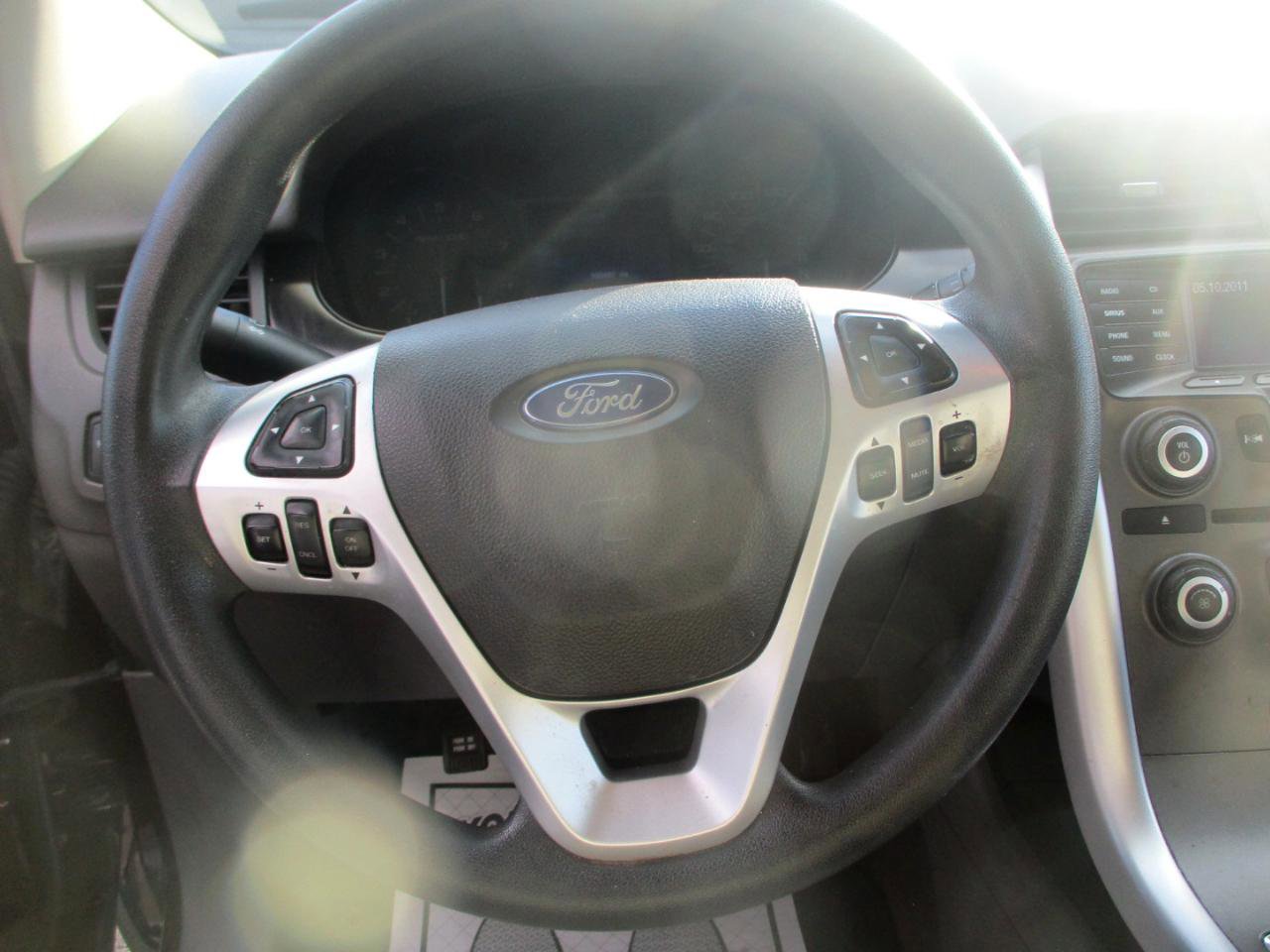 Used 2012 Ford Edge SE image 13