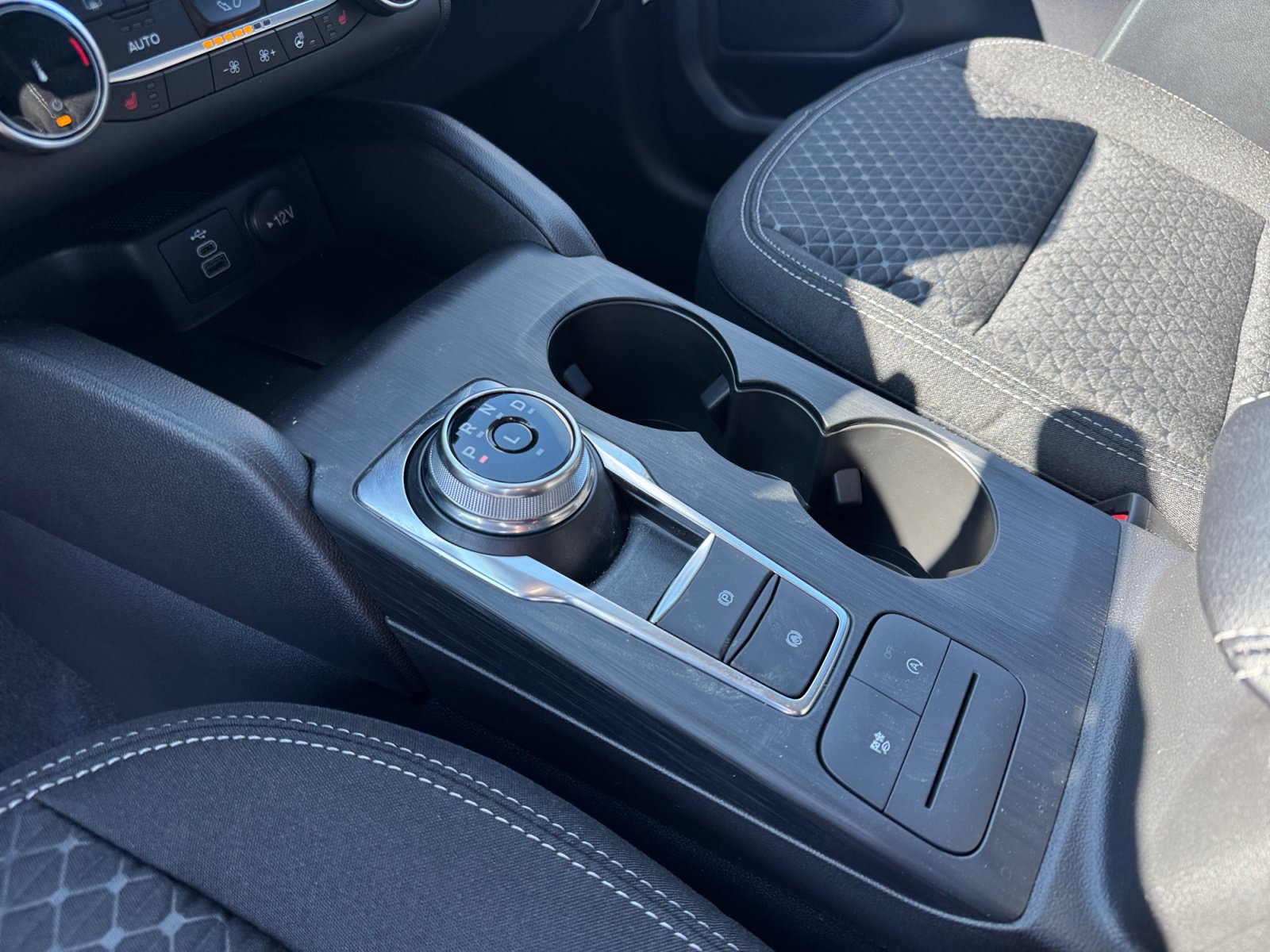 New 2026 Ford Escape Active w/ Cold Weather Package AWD/4WD image 15