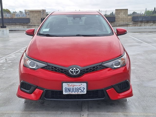 Used 2018 Toyota Corolla iM w/ Carpet Mat Package (TMS) image 2