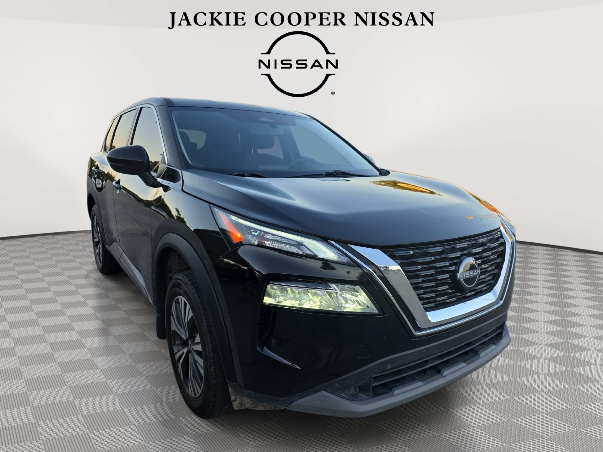 Used 2023 Nissan Rogue SV FWD image 3