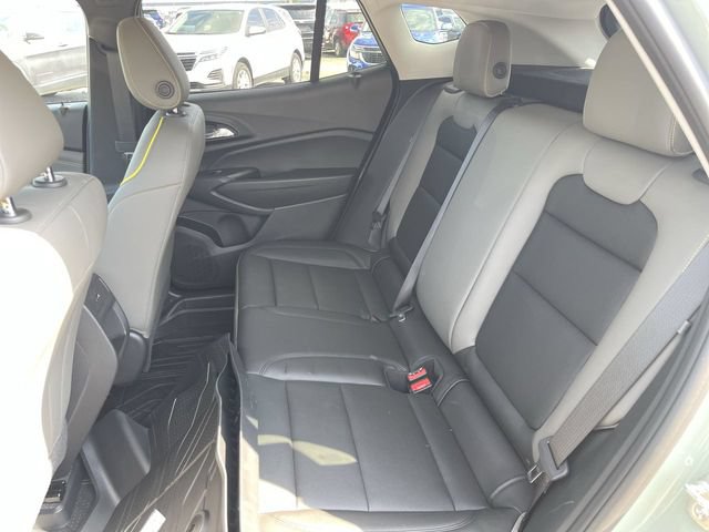 New 2026 Chevrolet Trax ACTIV w/ Sunroof Package FWD image 22