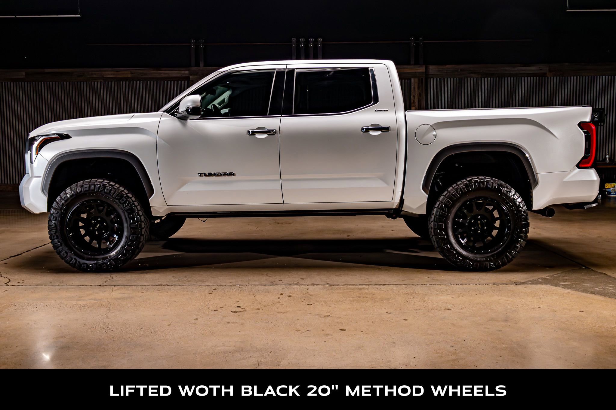 Used 2022 Toyota Tundra Limited w/ Power Package image 5