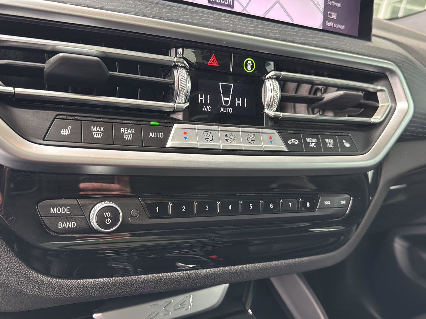 Certified 2023 BMW X4 xDrive30i w/ Premium Package image 24