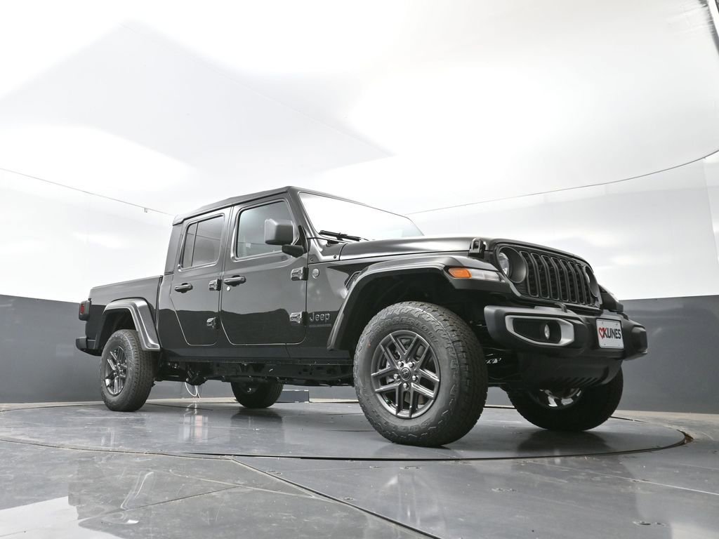New 2026 Jeep Gladiator Sport image 48