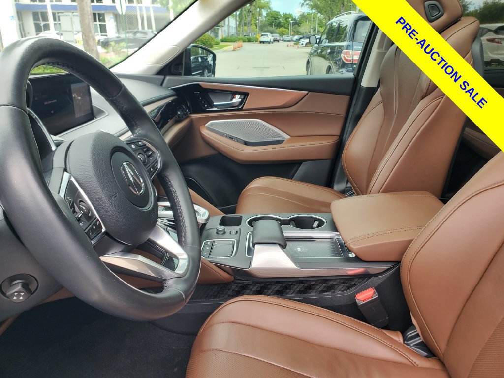Used 2024 Acura MDX w/ Technology Package FWD image 17