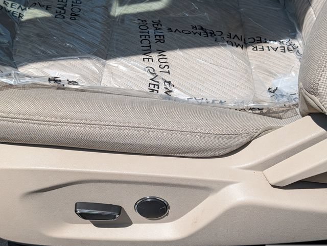 Used 2018 Ford Explorer 4WD image 11