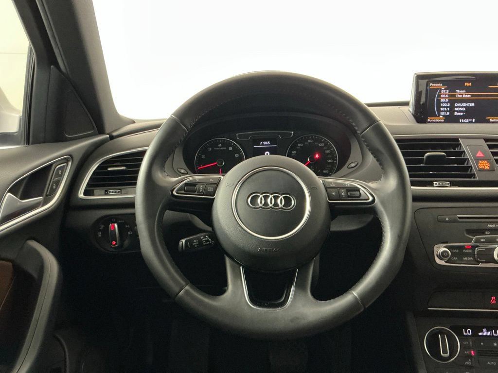 Used 2018 Audi Q3 2.0T Premium w/ Convenience Package FWD image 16