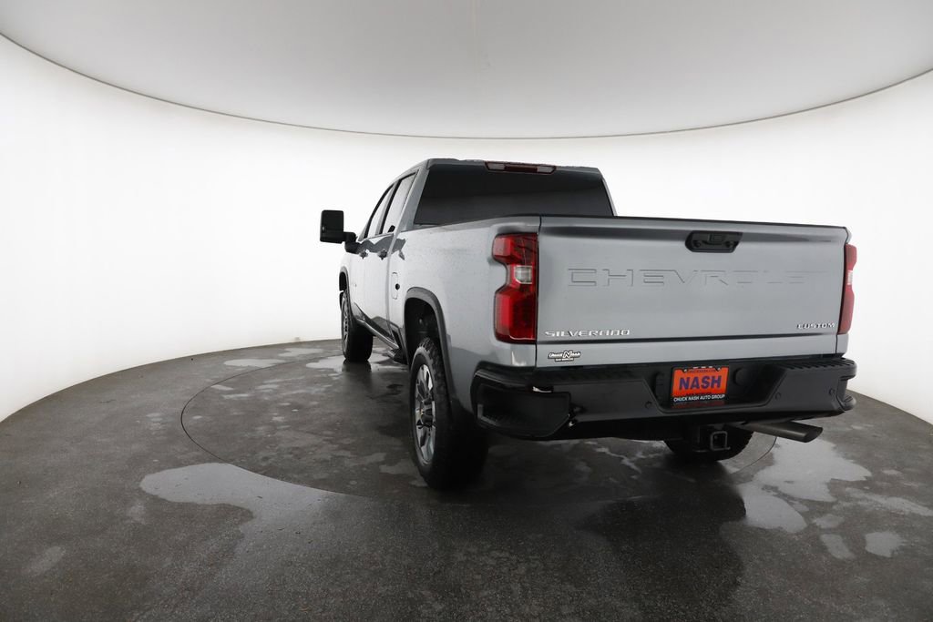 Used 2026 Chevrolet Silverado 2500 Custom w/ Custom Value Package image 10