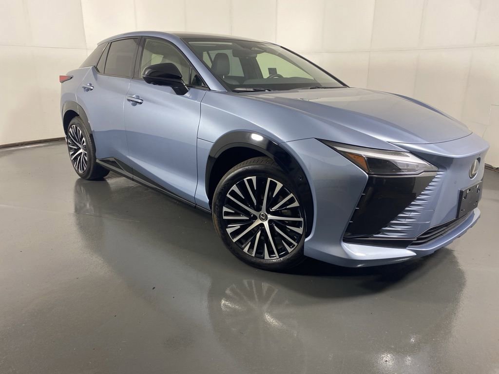 Certified 2025 Lexus RZ 450e image 4