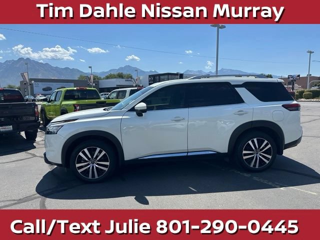 Used 2024 Nissan Pathfinder Platinum AWD/4WD image 7