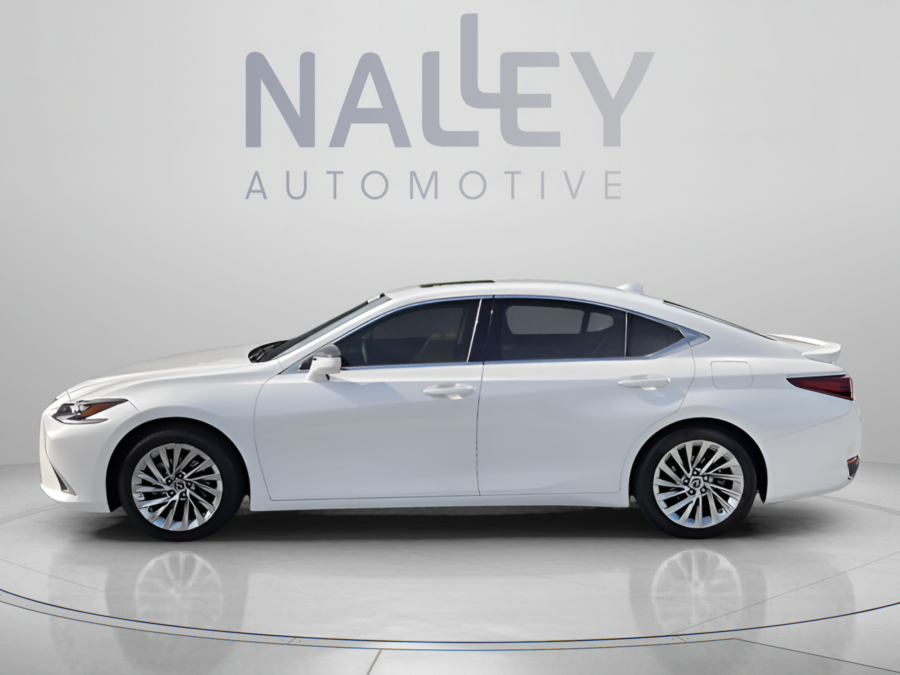 Certified 2023 Lexus ES 300h Ultra Luxury w/ Accessory Package (Z2) FWD image 2
