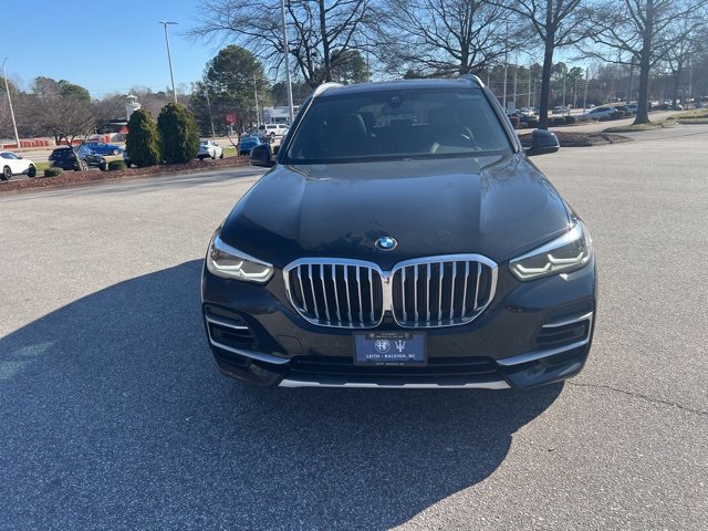 Used 2022 BMW X5 xDrive40i w/ Parking Assistance Package image 8
