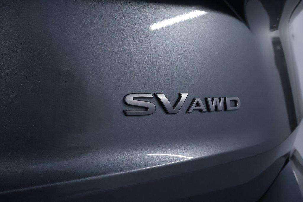 Used 2024 Nissan Rogue SV image 10
