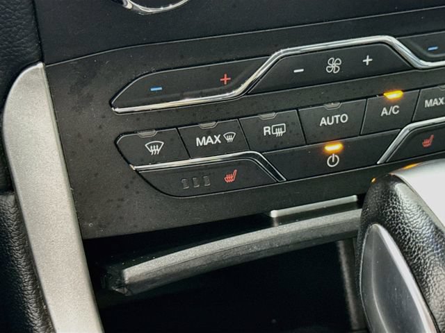 Used 2018 Ford Edge SEL w/ Canadian Touring Package AWD/4WD image 19