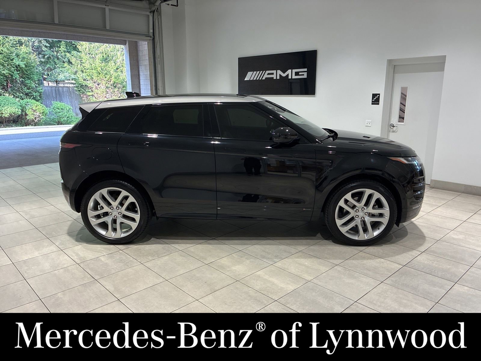 Used 2020 Land Rover Range Rover Evoque R-Dynamic HSE AWD/4WD image 3