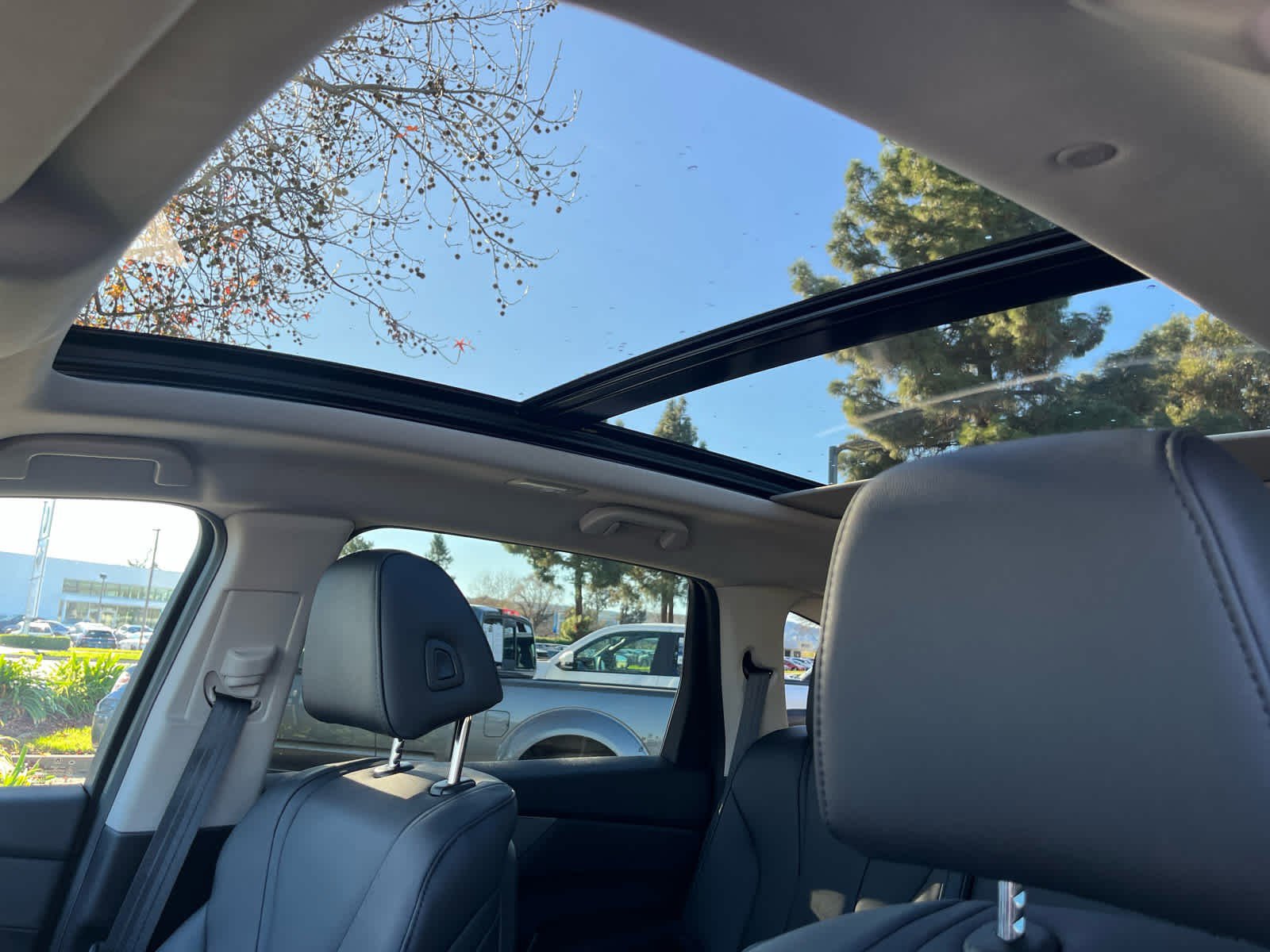 Used 2025 Acura MDX FWD image 35