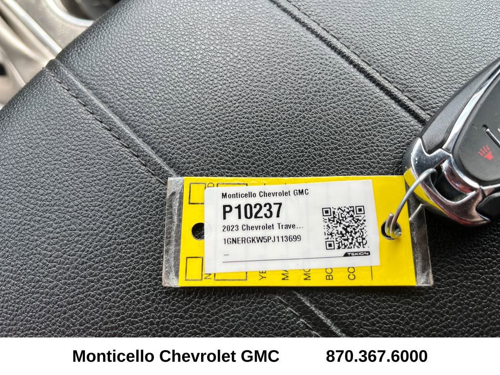 Used 2023 Chevrolet Traverse LT FWD image 26