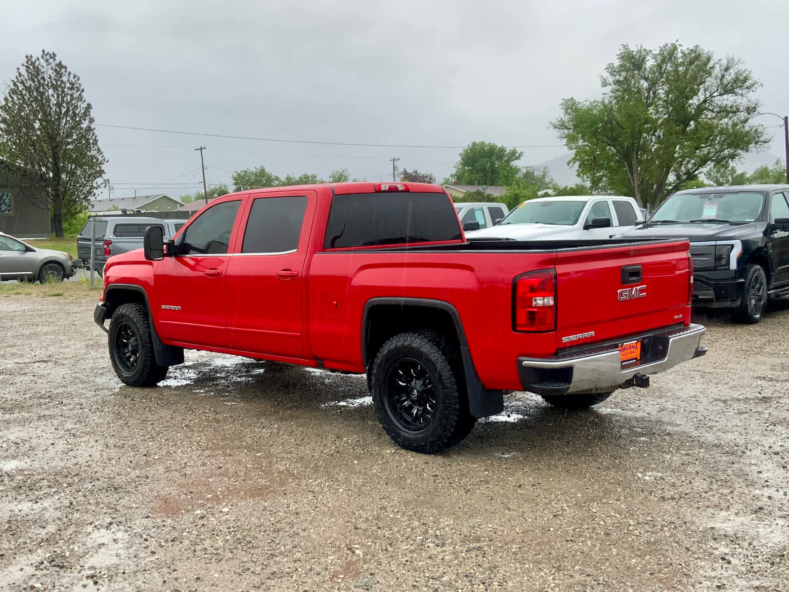 Used 2016 GMC Sierra 1500 SLE w/ SLE Value Package AWD/4WD image 3