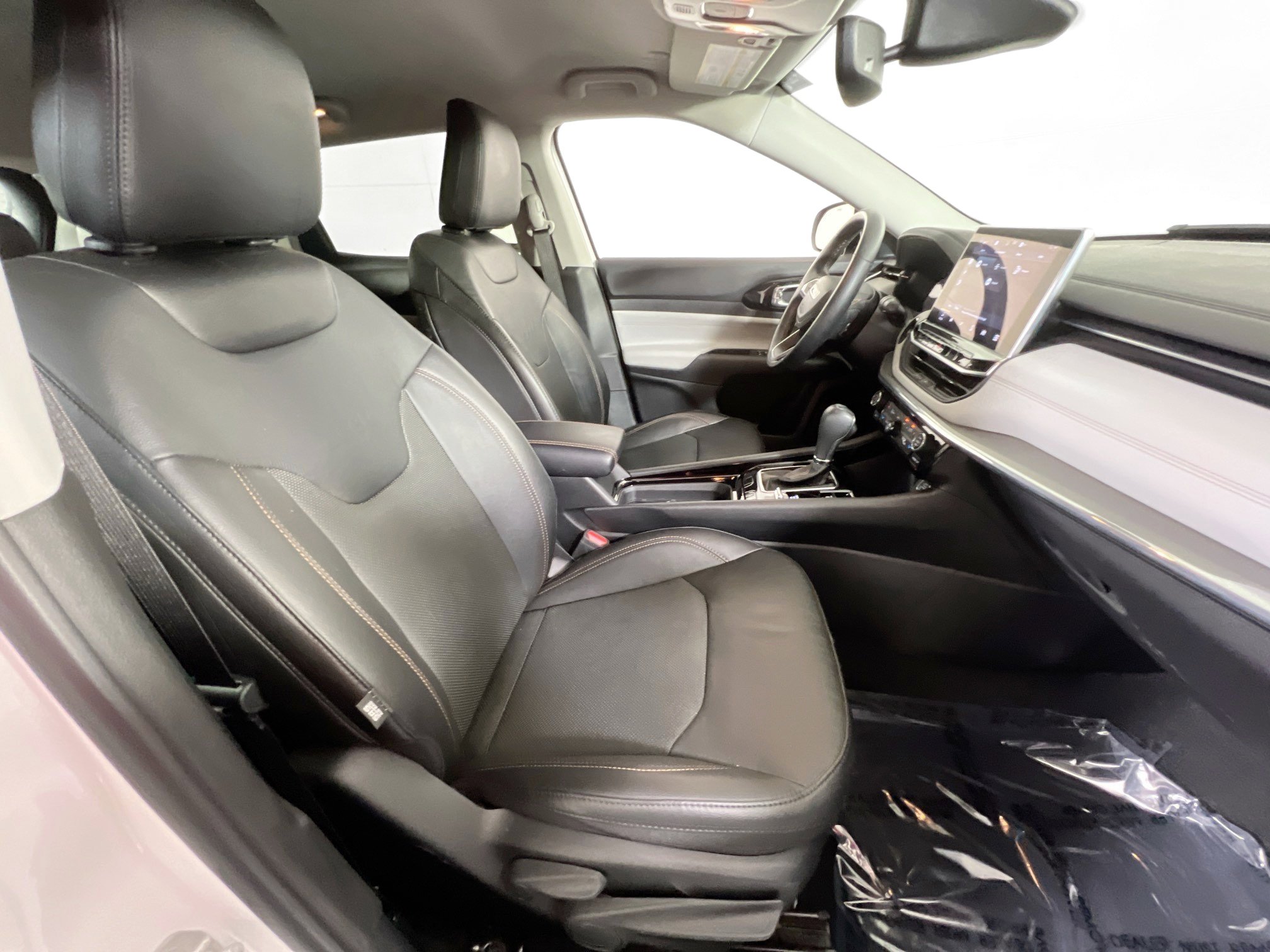 Used 2022 Jeep Compass Limited image 26