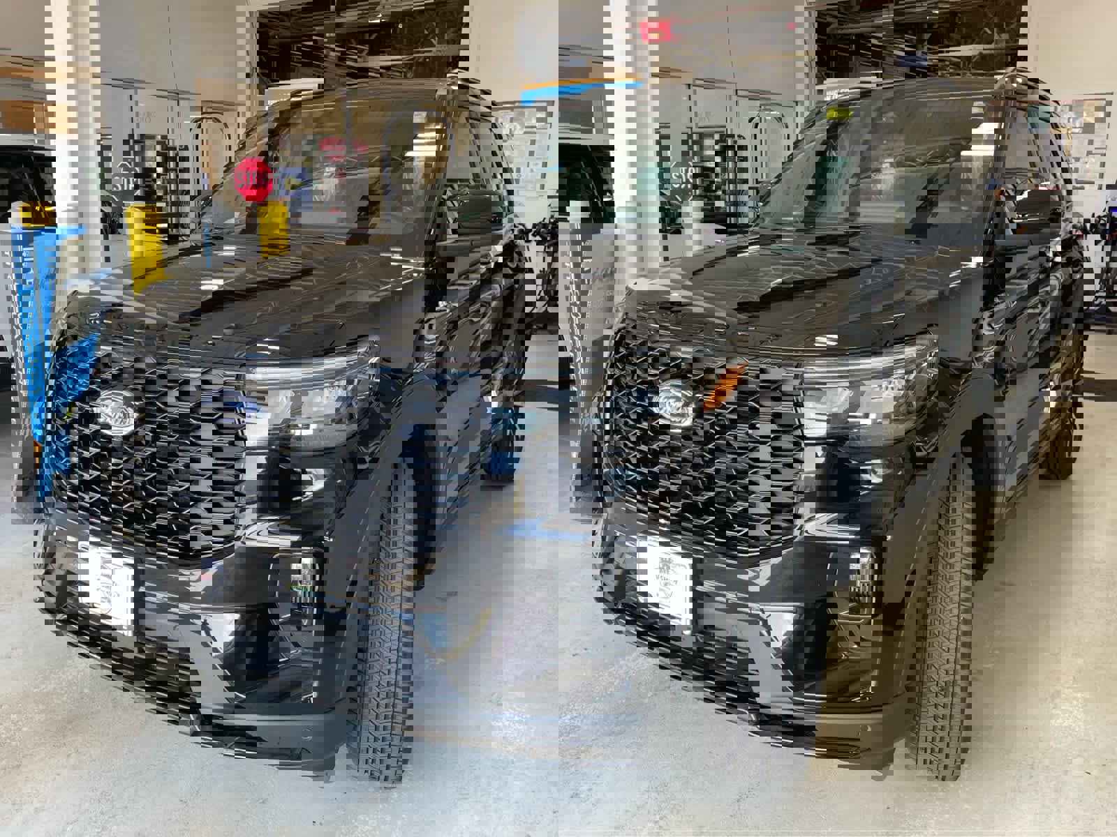 New 2026 Ford Explorer ST-Line image 4