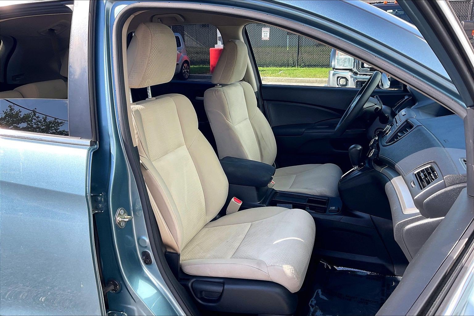 Used 2016 Honda CR-V SE image 9