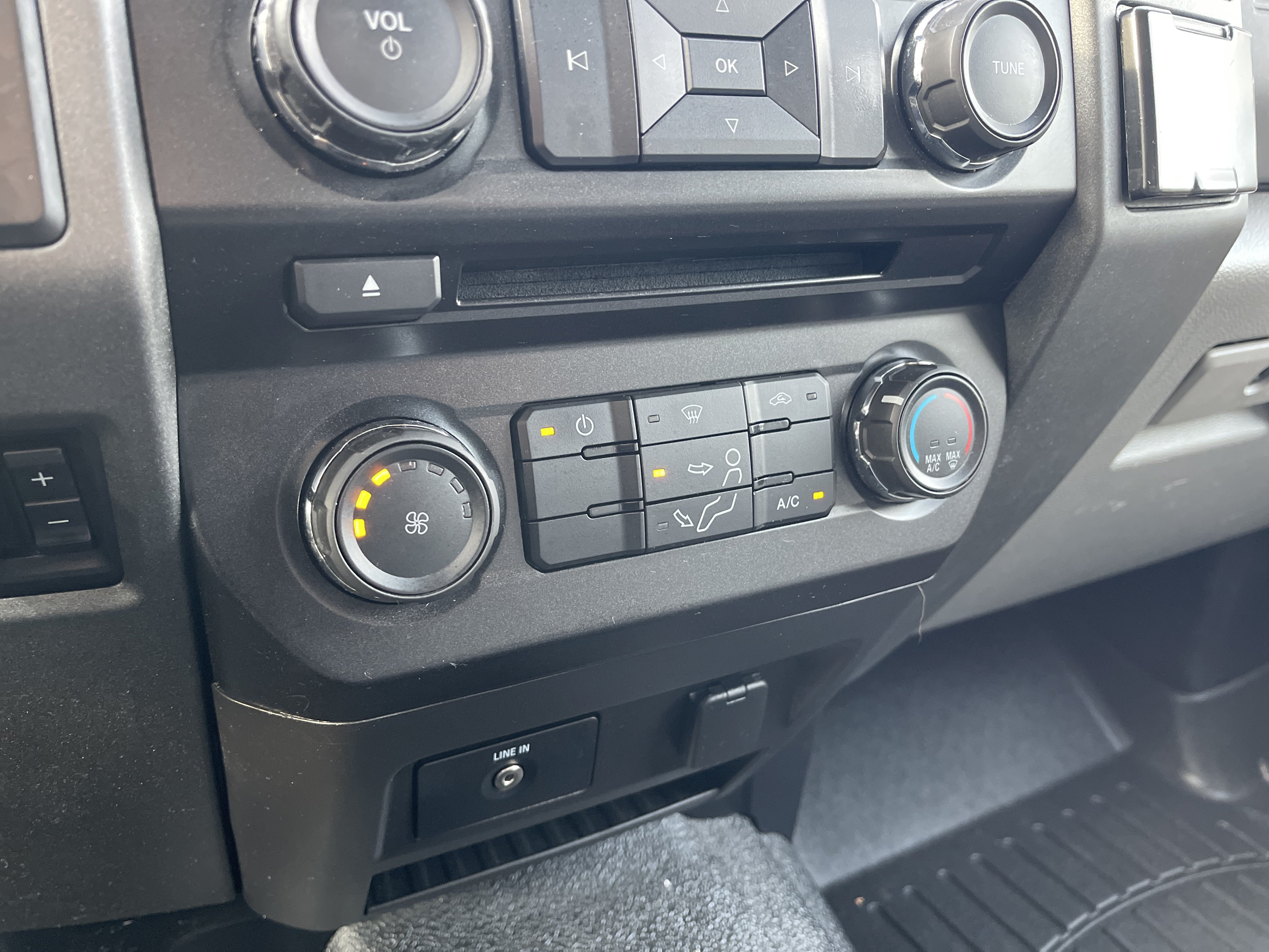 Used 2017 Ford F350 XL w/ XL Value Package AWD/4WD image 17