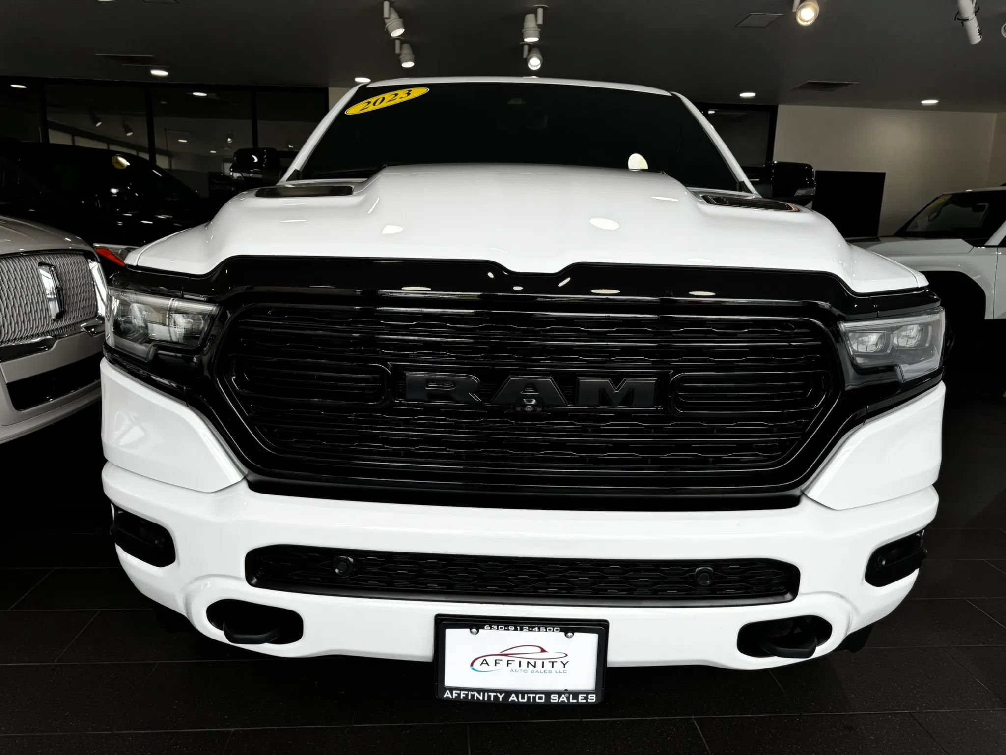 Used 2023 RAM 1500 Limited AWD/4WD image 8