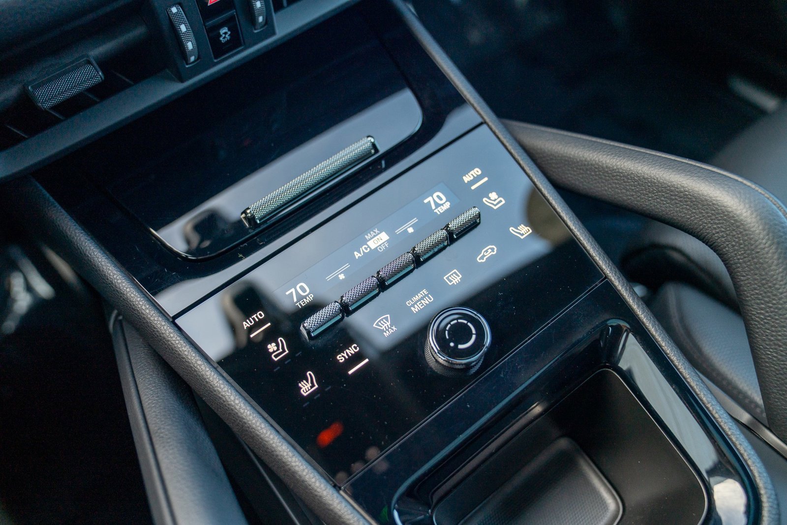 Used 2025 Porsche Cayenne image 20