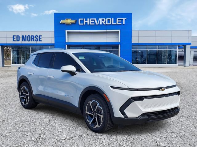 New 2026 Chevrolet Equinox EV LT image 2