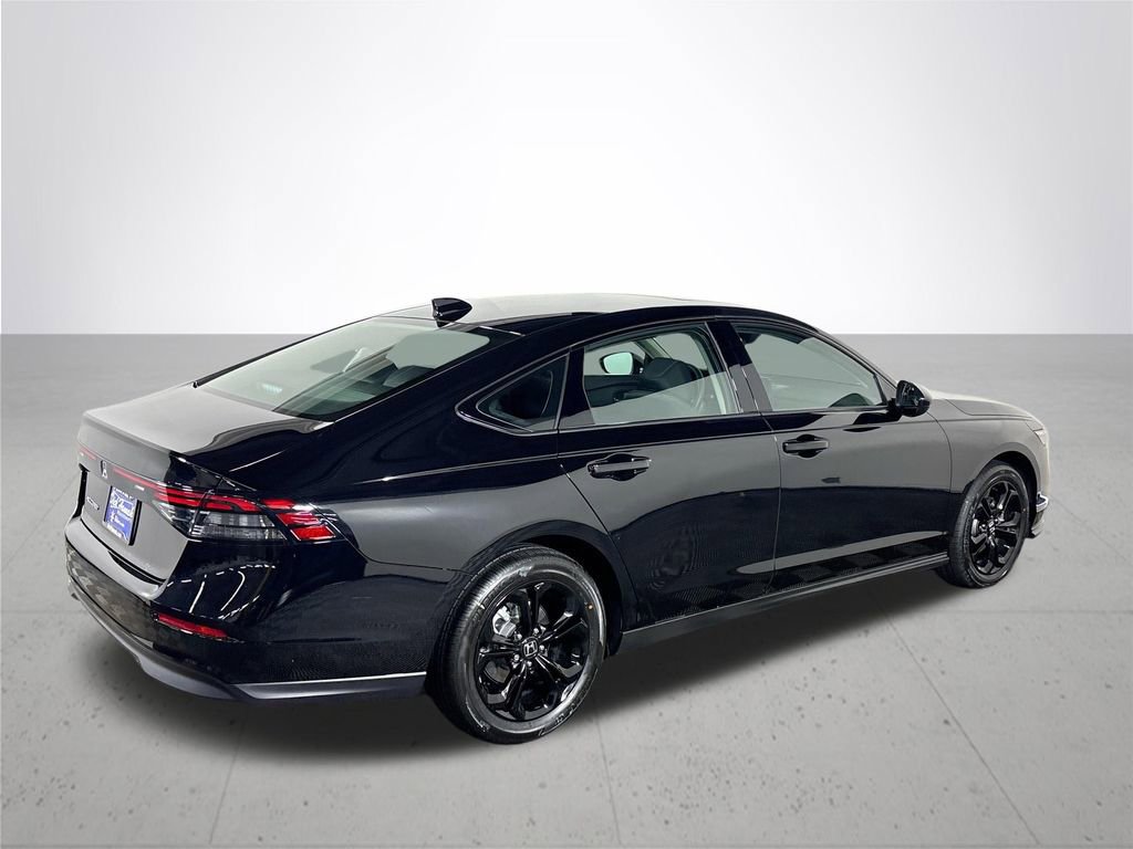 New 2025 Honda Accord SE image 7