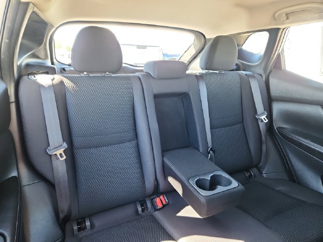 Used 2018 Nissan Rogue Sport S AWD/4WD image 27