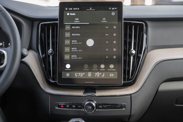 New 2026 Volvo XC60 B5 Plus w/ Protection Package Premier image 21