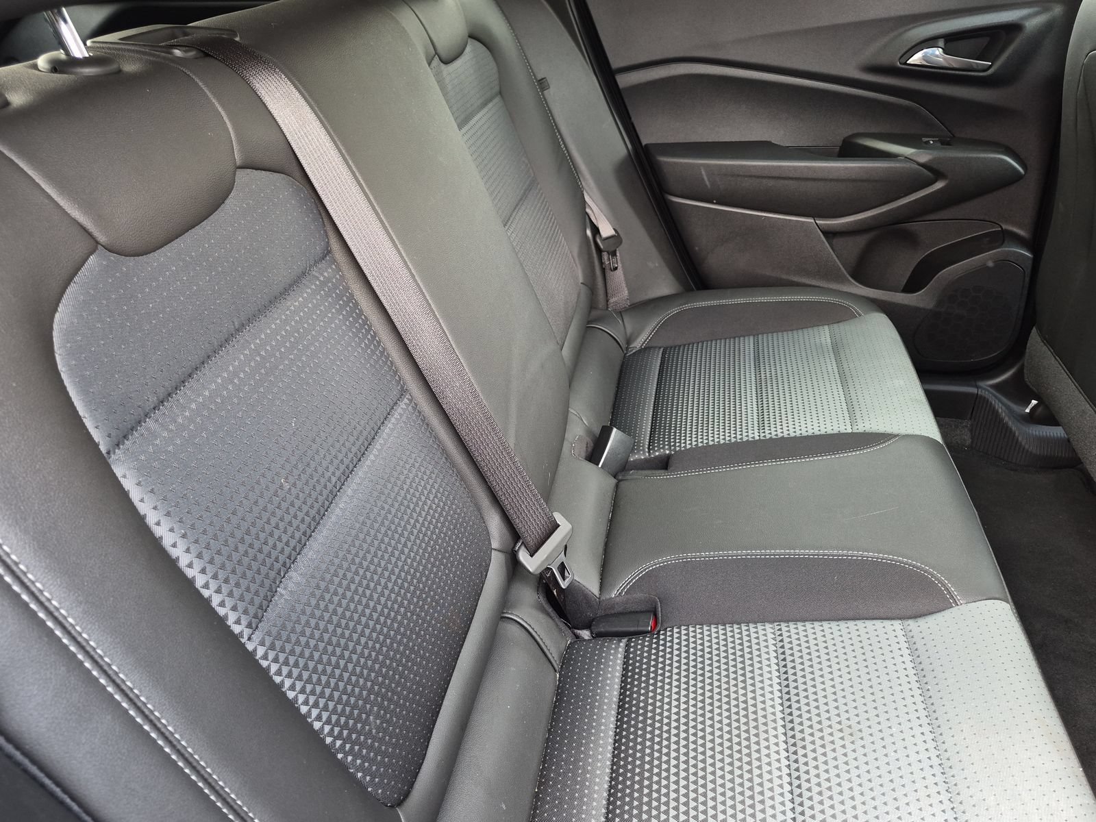Used 2026 Chevrolet Trax LT FWD image 18