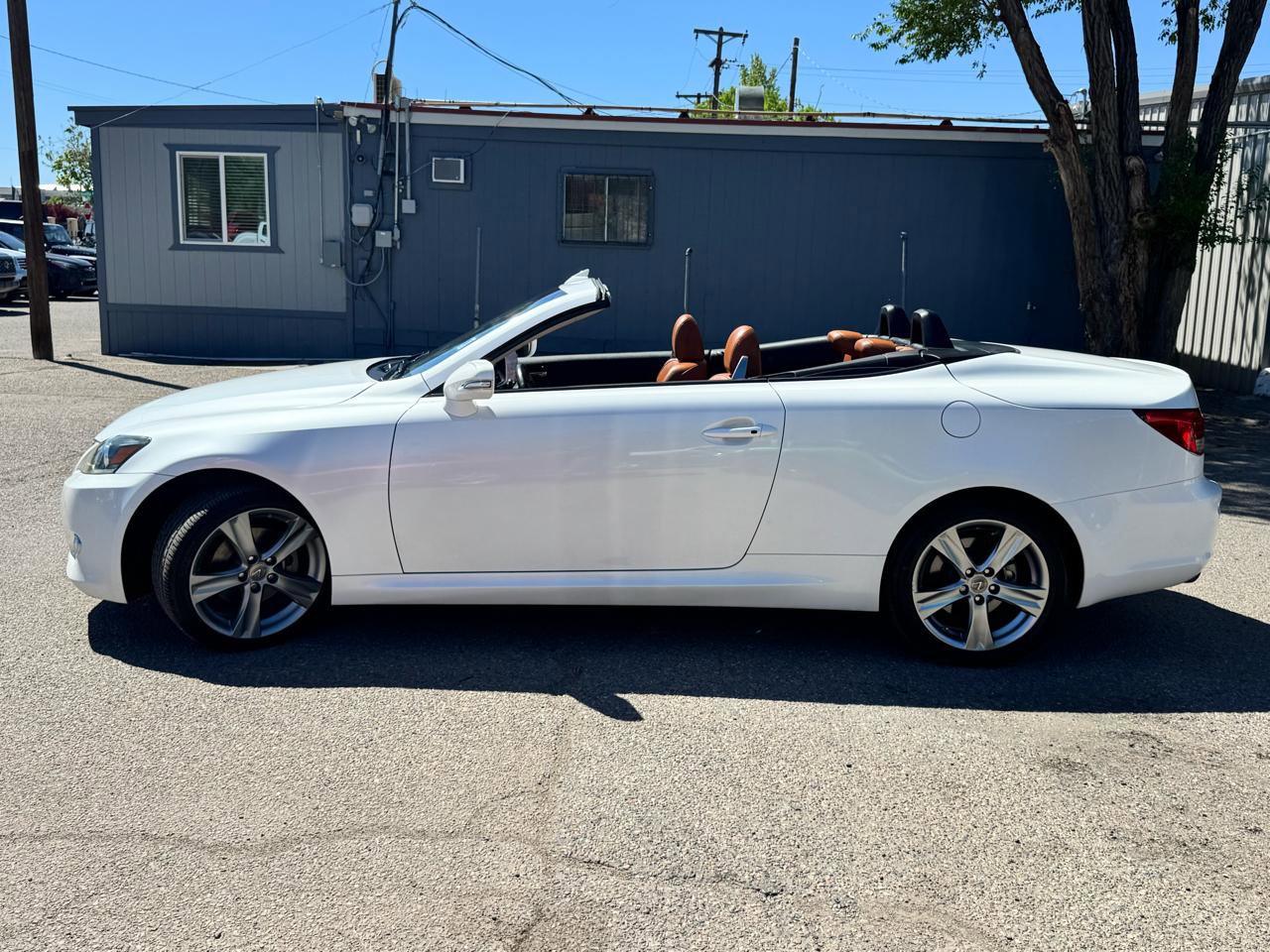 Used 2014 Lexus IS 250C w/ Luxury Package RWD image 12