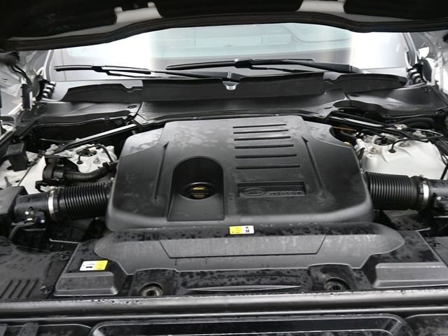 Used 2020 Land Rover Range Rover Sport HST image 31