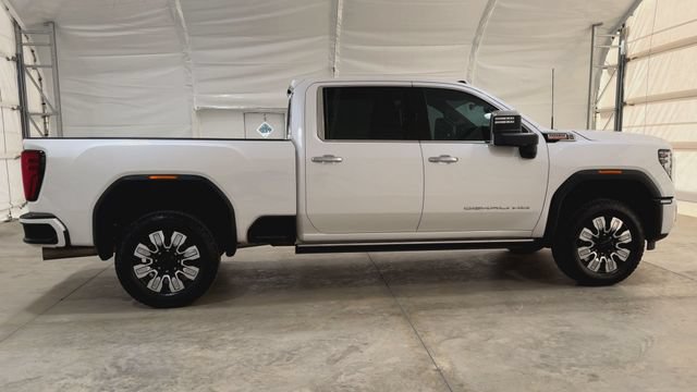 Used 2024 GMC Sierra 2500 Denali w/ Denali Reserve Package AWD/4WD image 5