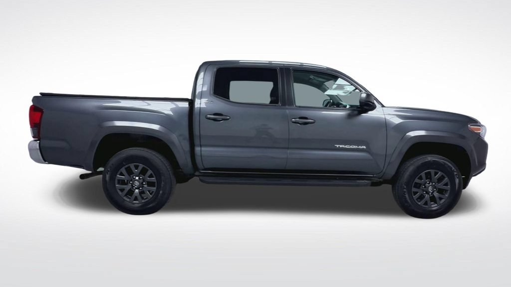 Certified 2023 Toyota Tacoma SR5 AWD/4WD image 23