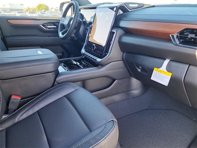 New 2026 GMC Yukon XL Denali w/ Sun & Power Step Package image 18