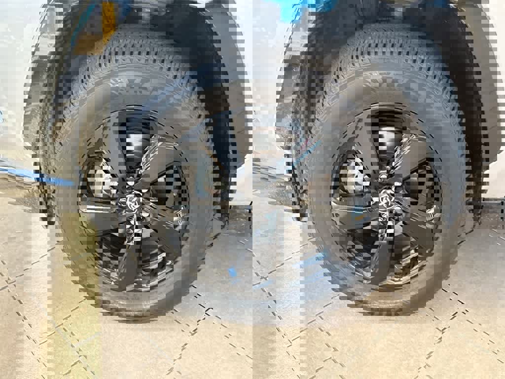 Used 2020 Toyota RAV4 XSE image 14