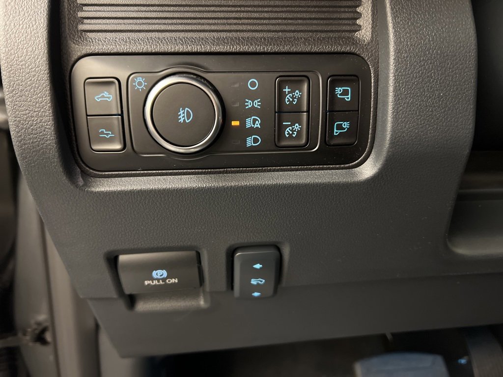 New 2026 Ford F250 Platinum image 25