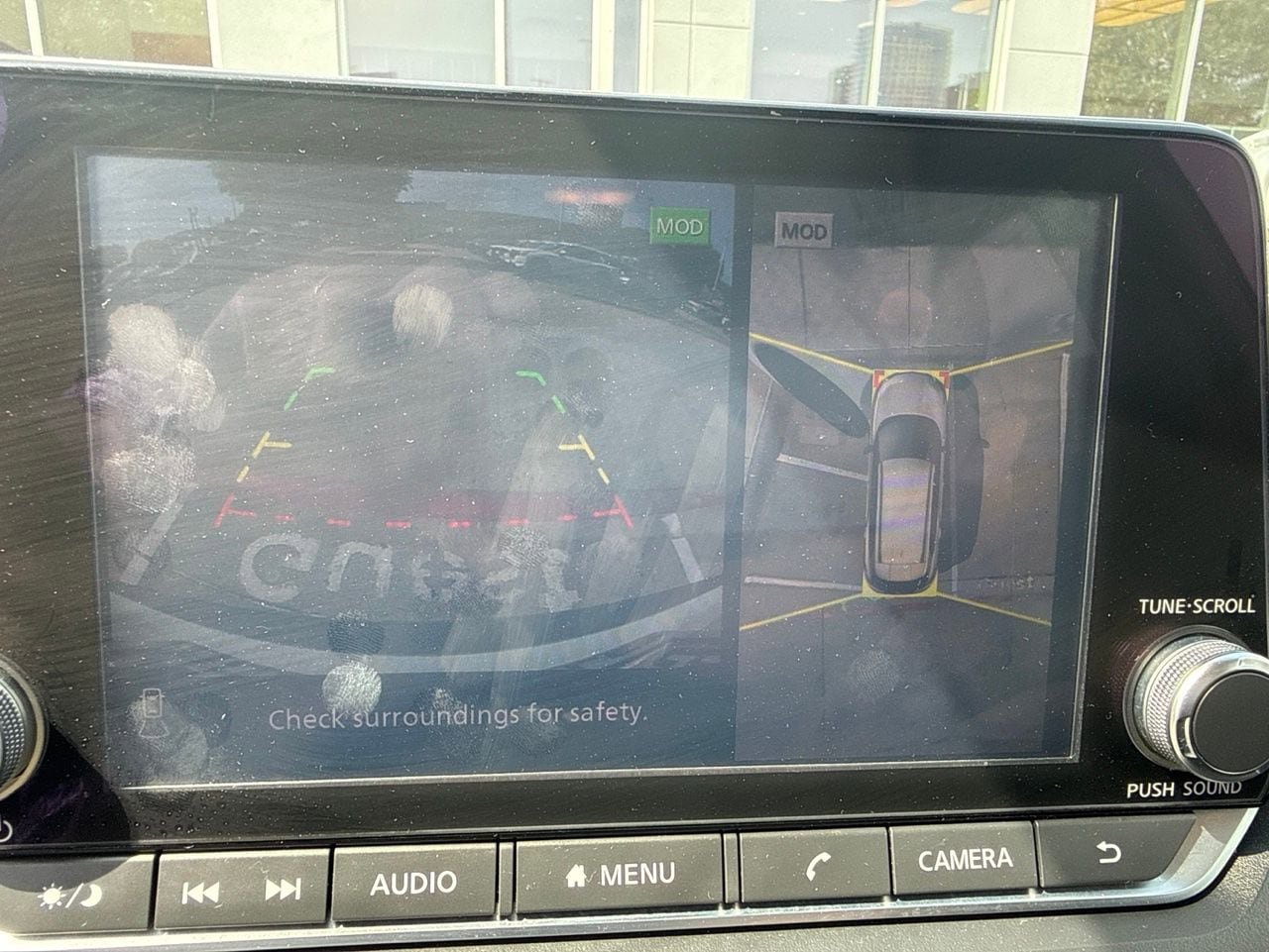 Used 2021 Nissan Rogue SV FWD image 3