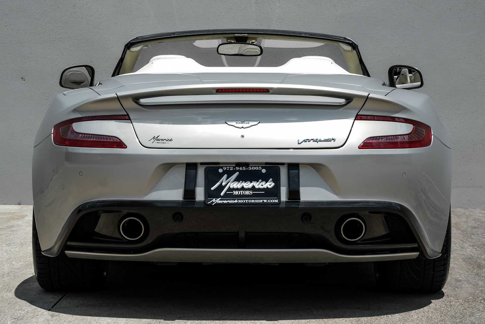 Used 2016 Aston Martin Vanquish Volante RWD image 16